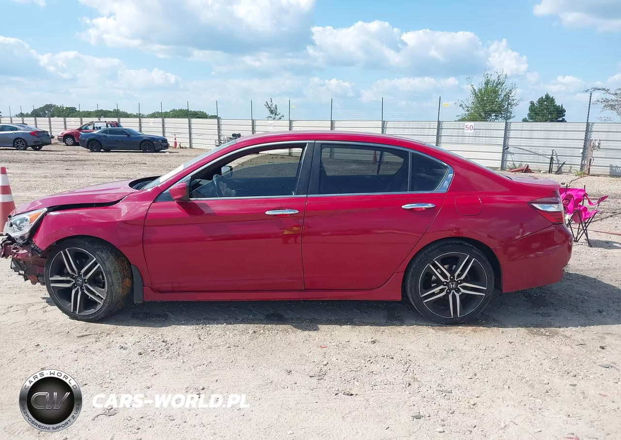 2017 Honda Accord Sport VIN:1HGCR2F5XHA043608 - 14