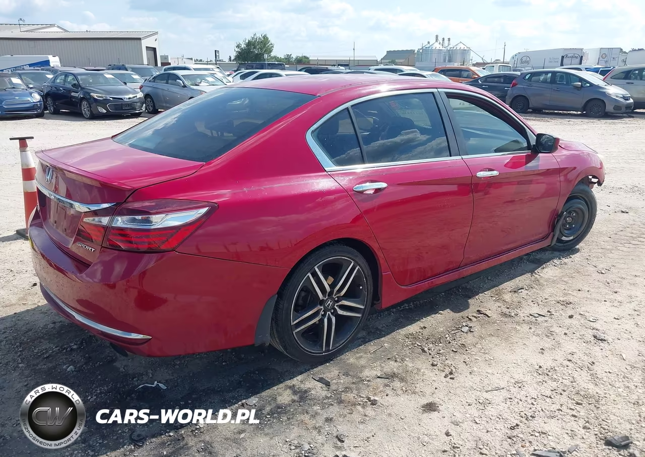 2017 Honda Accord Sport VIN:1HGCR2F5XHA043608 - 4