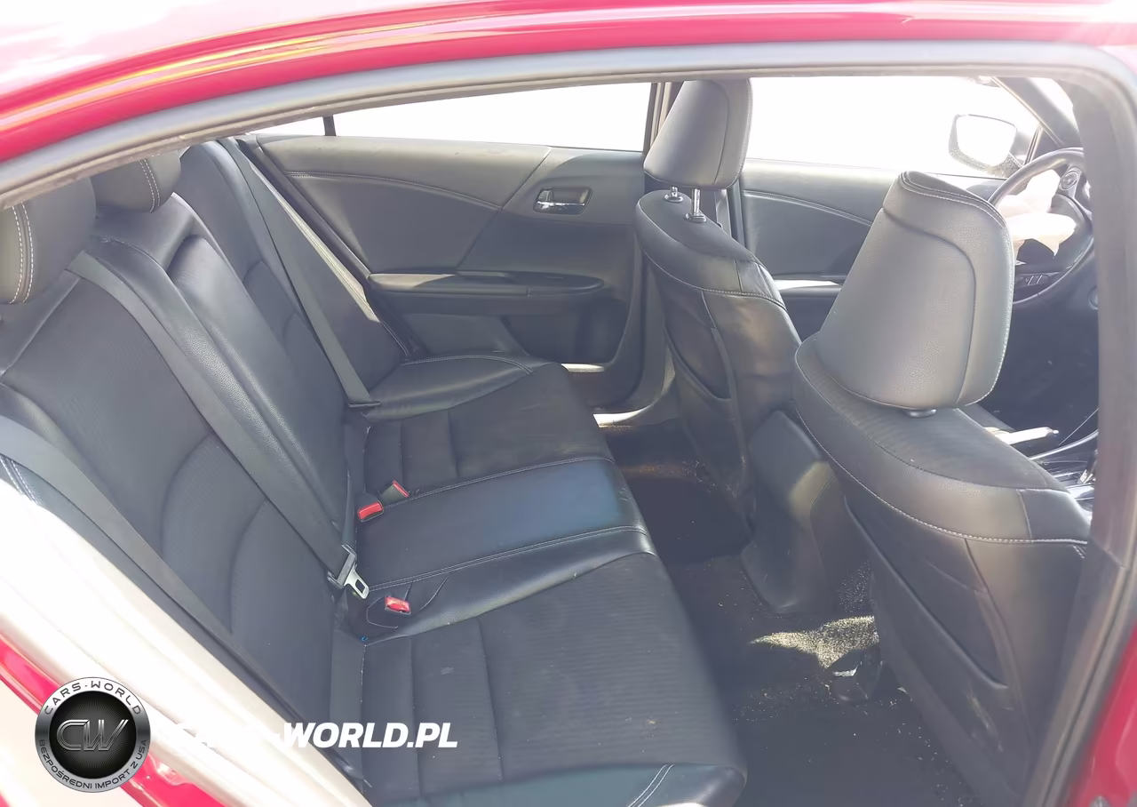 2017 Honda Accord Sport VIN:1HGCR2F5XHA043608 - 8