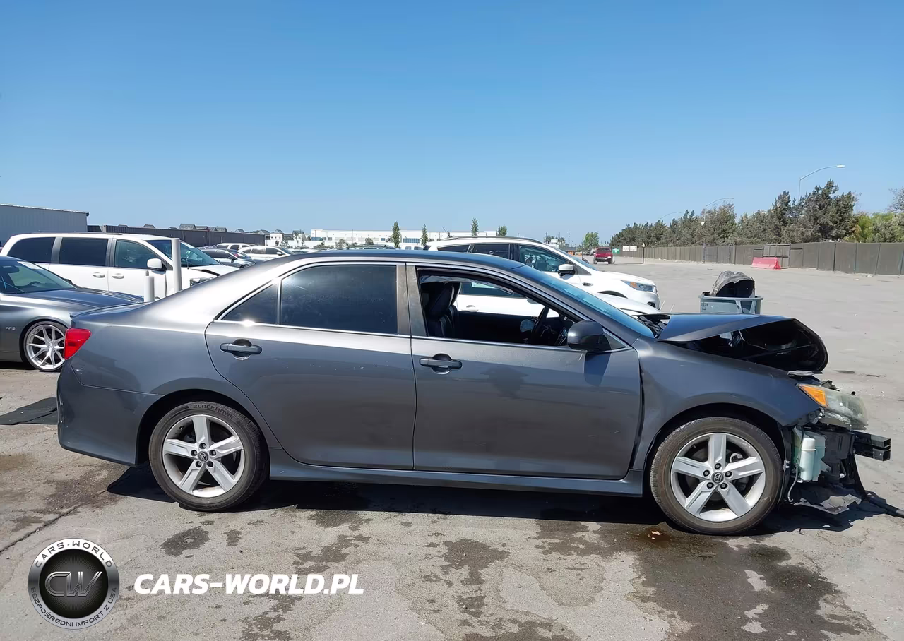2013 Toyota Camry Se VIN:4T1BF1FK0DU657994 - 14