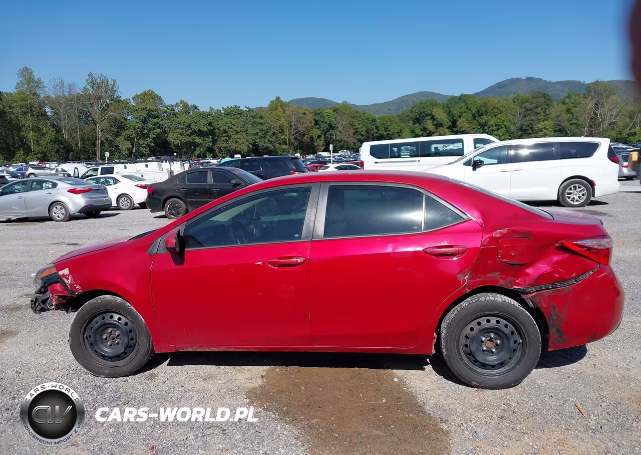 2016 Toyota Corolla Le VIN:5YFBURHE4GP551694 - 15