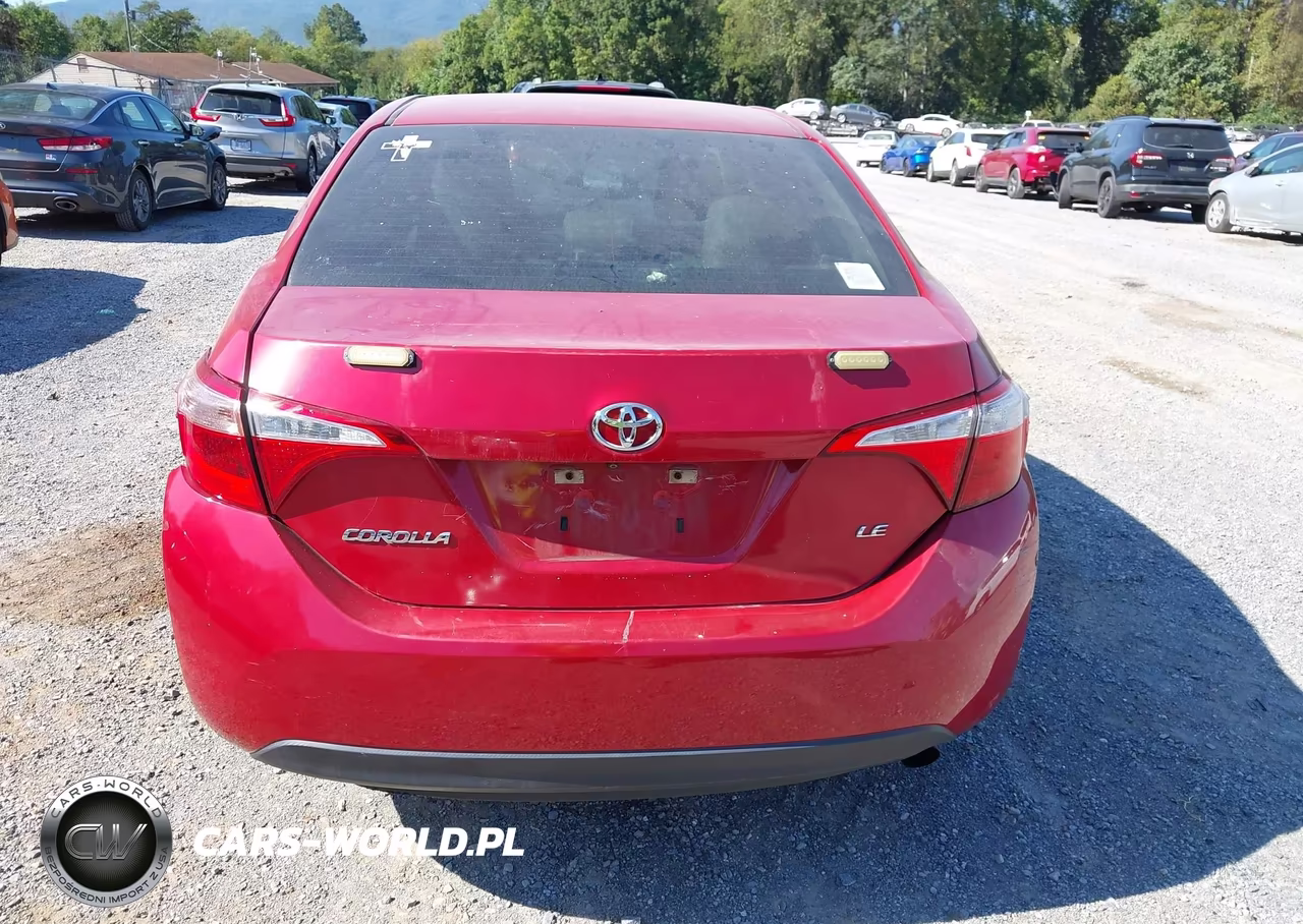2016 Toyota Corolla Le VIN:5YFBURHE4GP551694 - 17