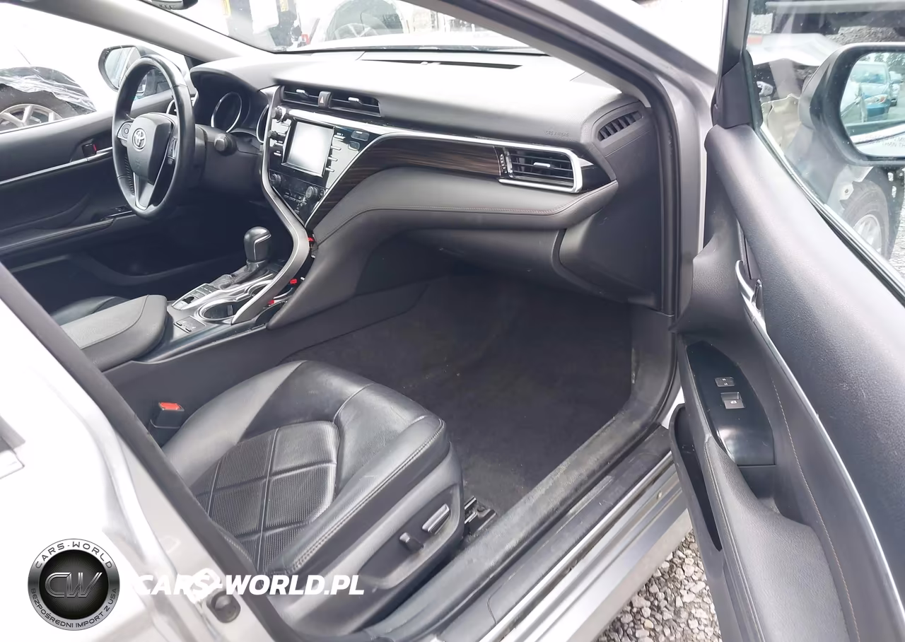 2018 Toyota Camry Xle VIN:4T1B11HKXJU091253 - 18