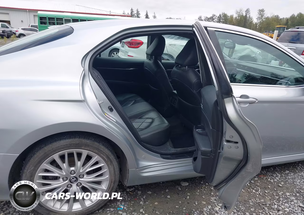 2018 Toyota Camry Xle VIN:4T1B11HKXJU091253 - 8