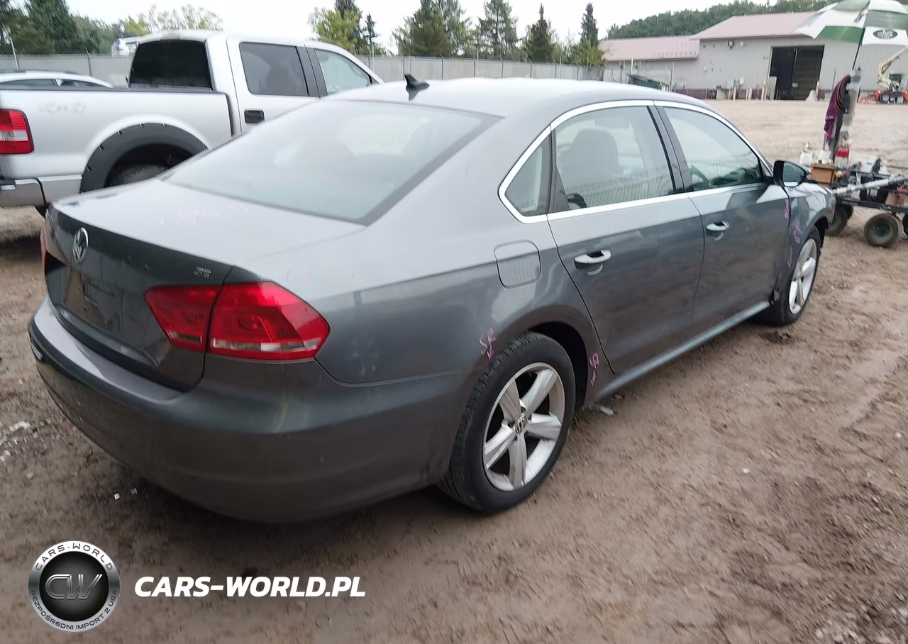 2012 Volkswagen Passat 2.5L Se VIN:1VWBH7A35CC037807 - 4