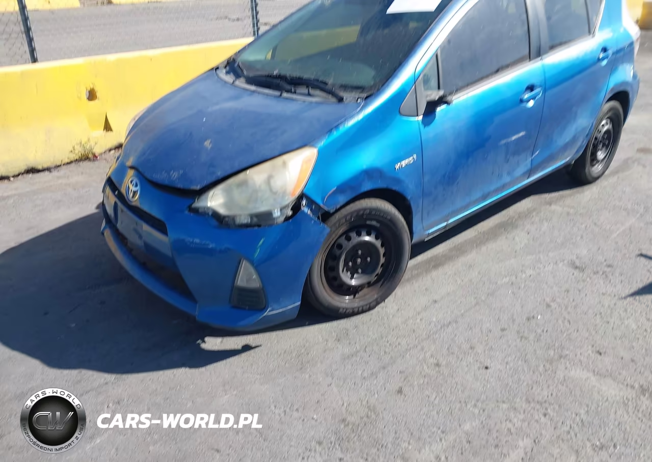 2012 Toyota Prius C Two VIN:JTDKDTB35C1516715 - 2