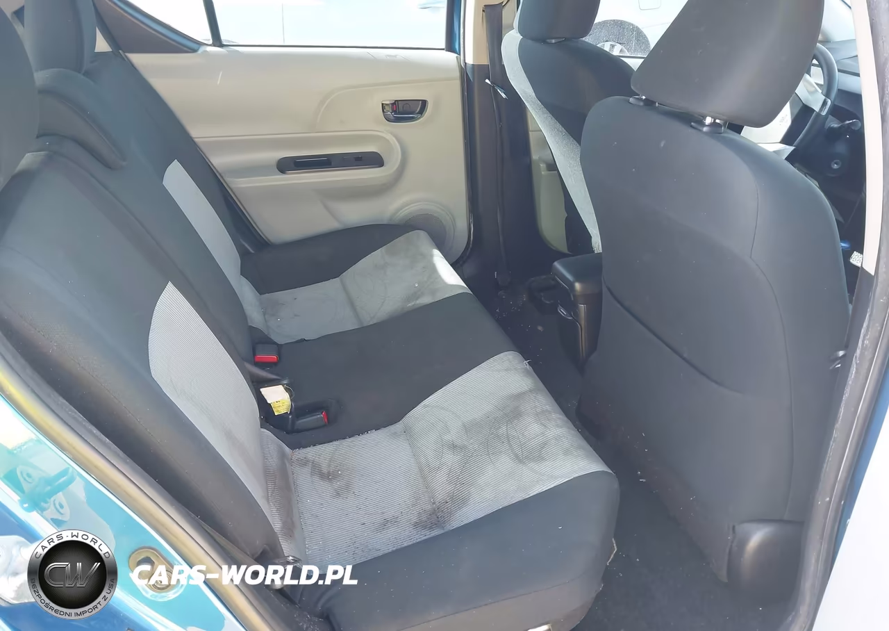 2012 Toyota Prius C Two VIN:JTDKDTB35C1516715 - 8