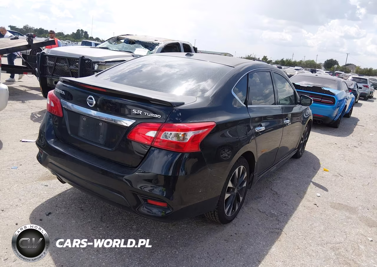 2017 Nissan Sentra Sr Turbo VIN:3N1CB7AP1HY212020 - 4