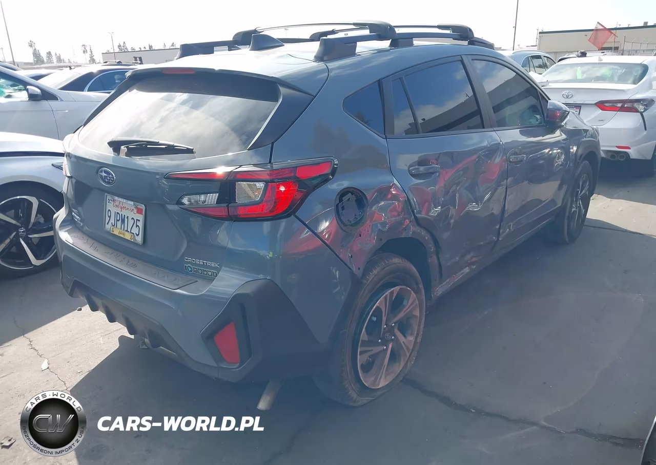 2024 Subaru Crosstrek Premium VIN:JF2GUADC5R8291365 - 4