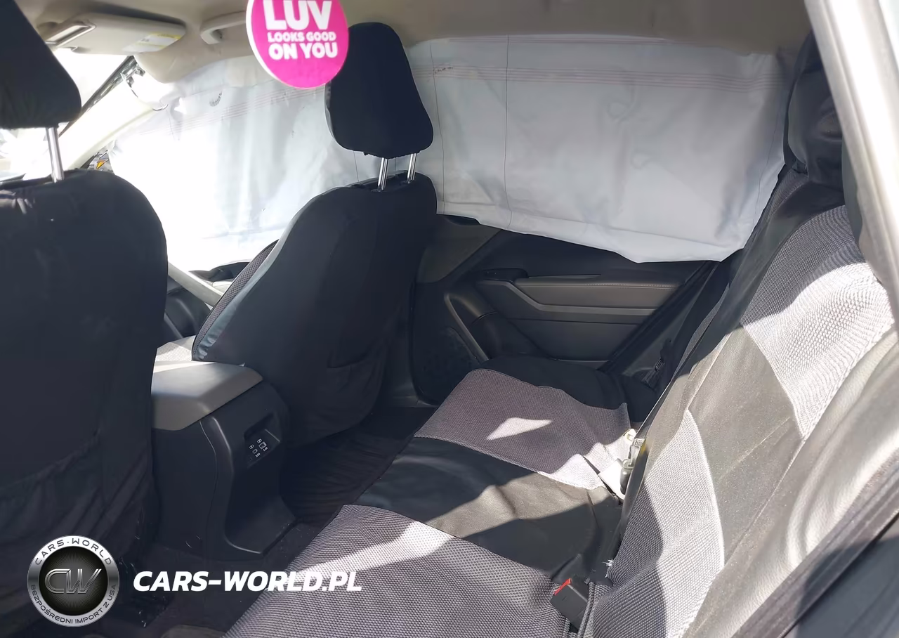 2024 Subaru Crosstrek Premium VIN:JF2GUADC5R8291365 - 8