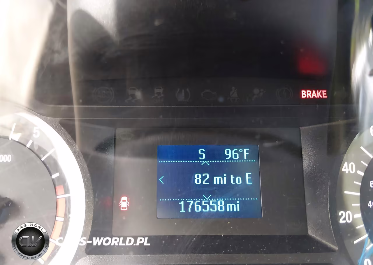 2018 Ford Fusion S VIN:3FA6P0G78JR109516 - 15