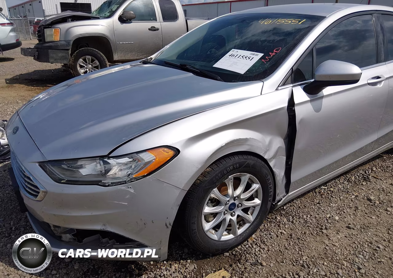 2018 Ford Fusion S VIN:3FA6P0G78JR109516 - 6