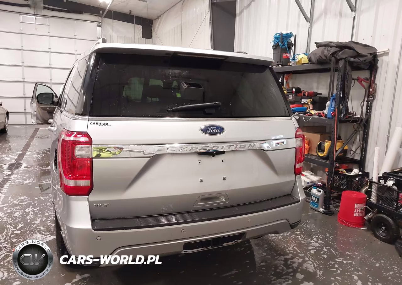 2019 Ford Expedition Xlt VIN:1FMJU1JT3KEA26231 - 17