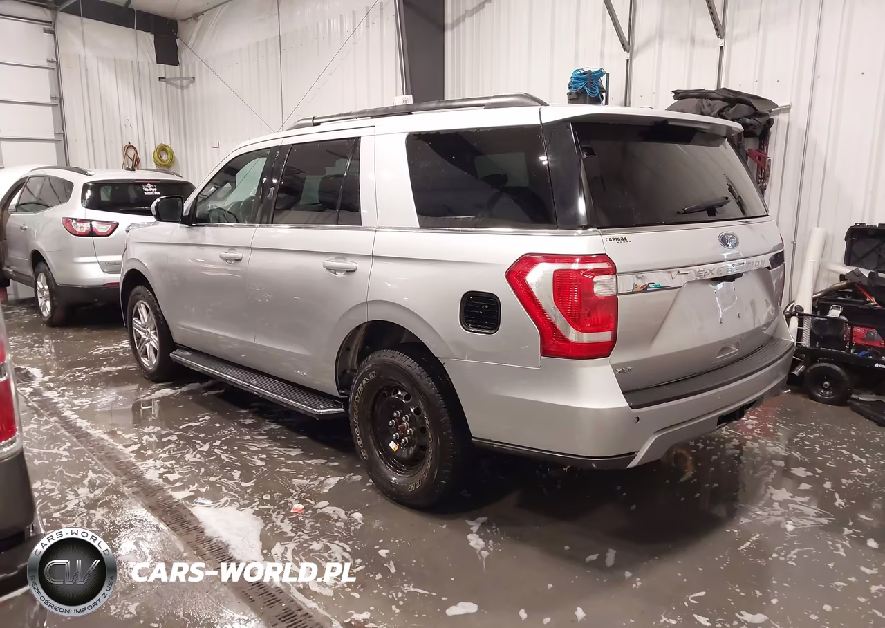 2019 Ford Expedition Xlt VIN:1FMJU1JT3KEA26231 - 3