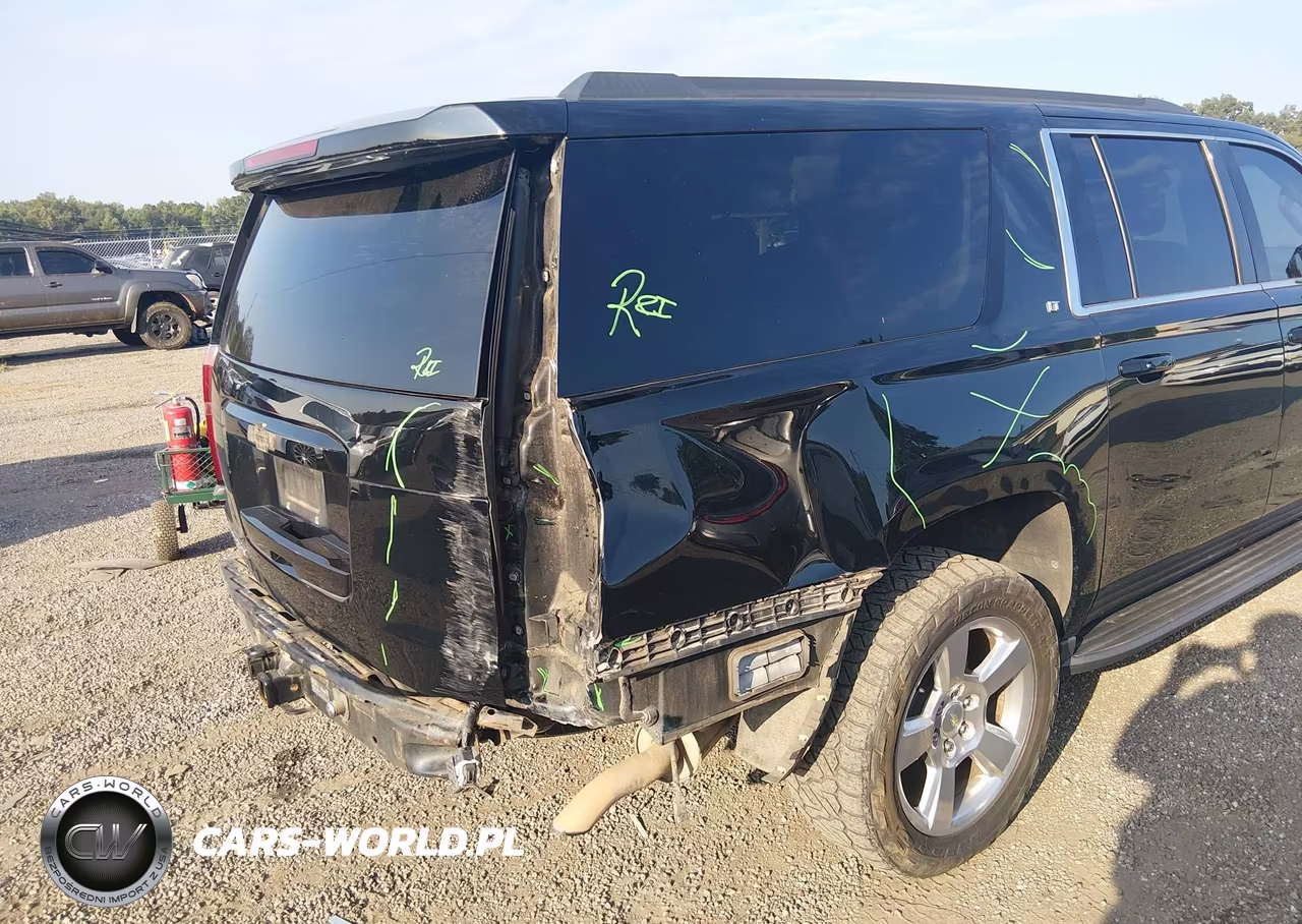 2018 Chevrolet Suburban Lt VIN:1GNSCHKC1JR390231 - 6