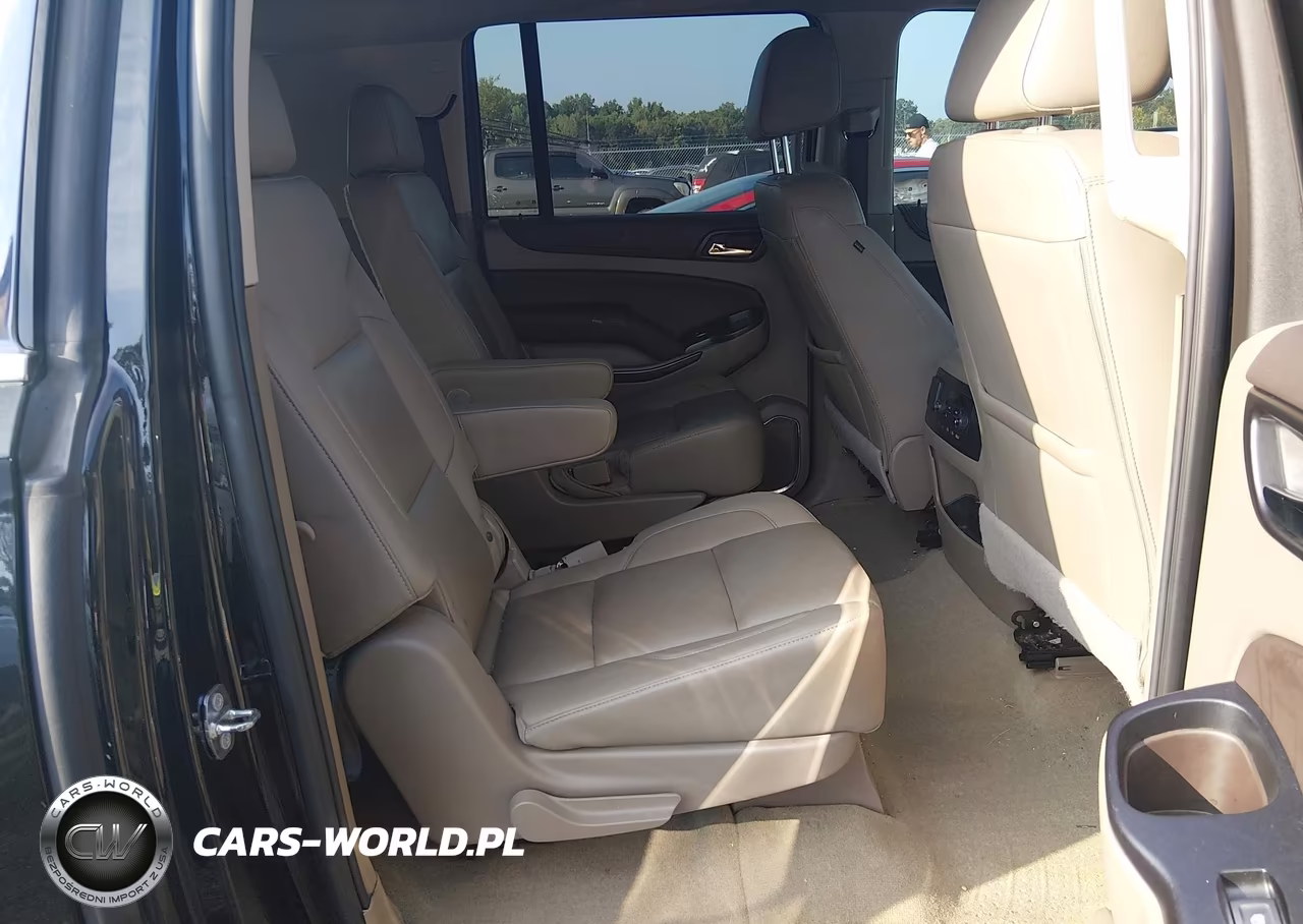 2018 Chevrolet Suburban Lt VIN:1GNSCHKC1JR390231 - 8