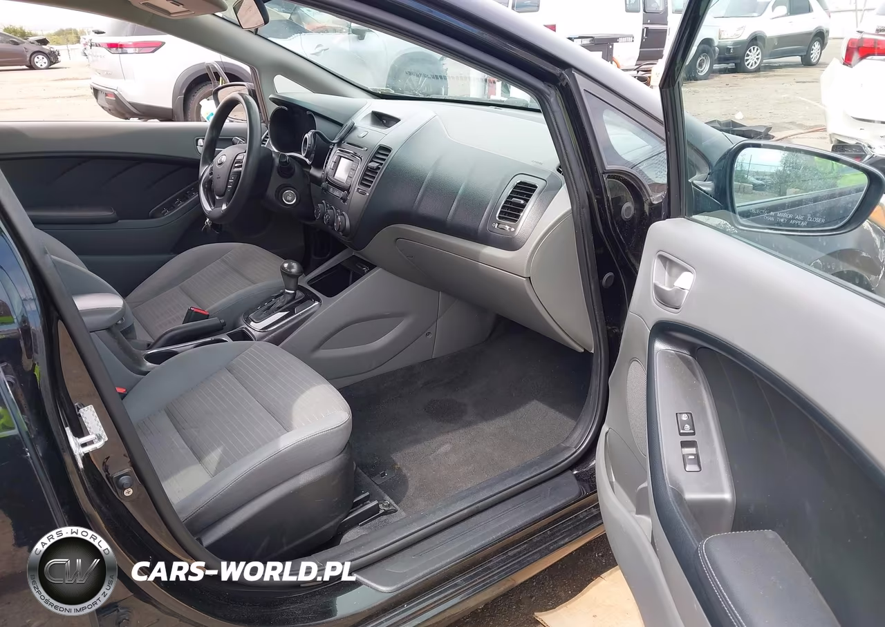2017 Kia Forte Lx VIN:3KPFL4A78HE013182 - 5