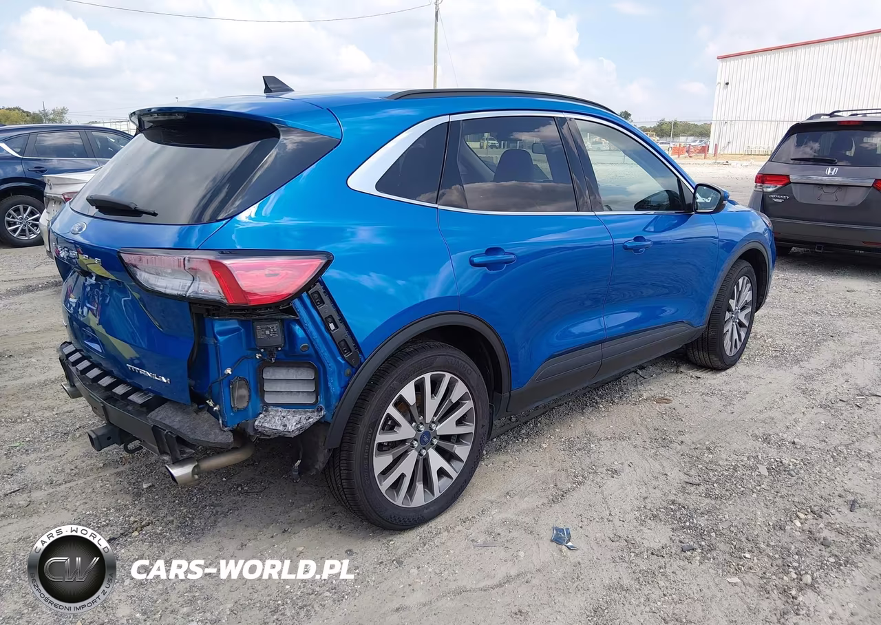 2020 Ford Escape Titanium VIN:1FMCU9J9XLUB17323 - 4