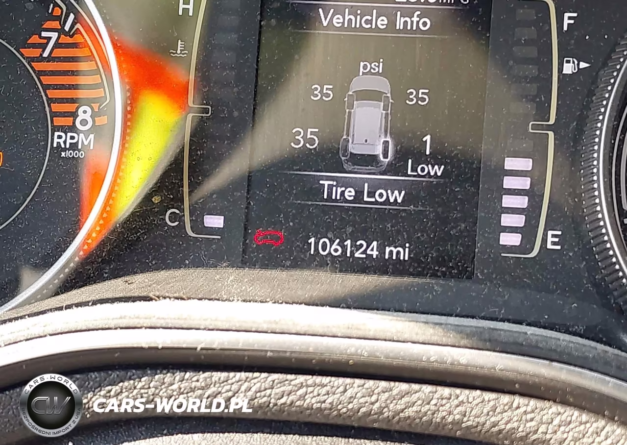 2019 Jeep Cherokee Latitude Plus 4X4 VIN:1C4PJMLX5KD156168 - 15