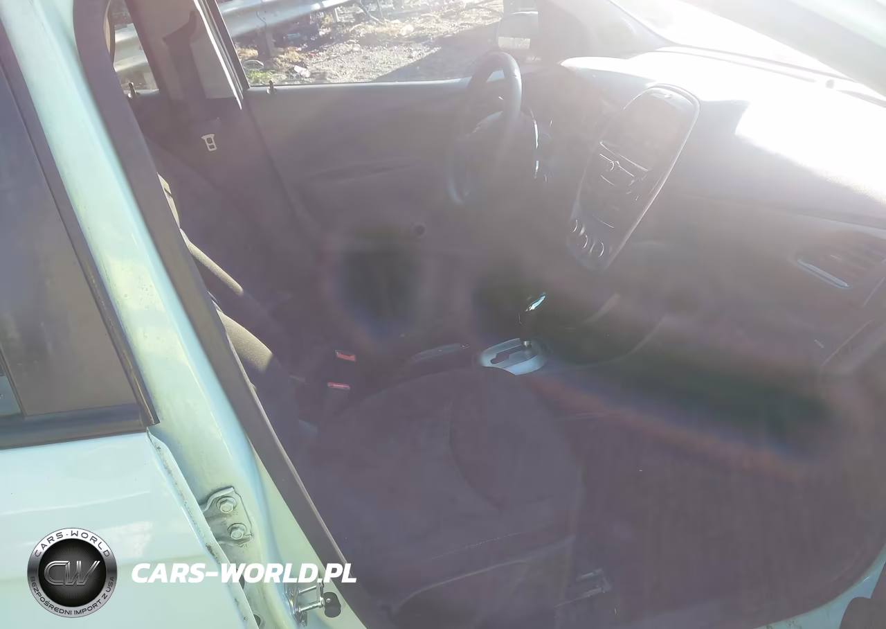 2018 Chevrolet Spark Ls Cvt VIN:KL8CB6SA9JC469127 - 5