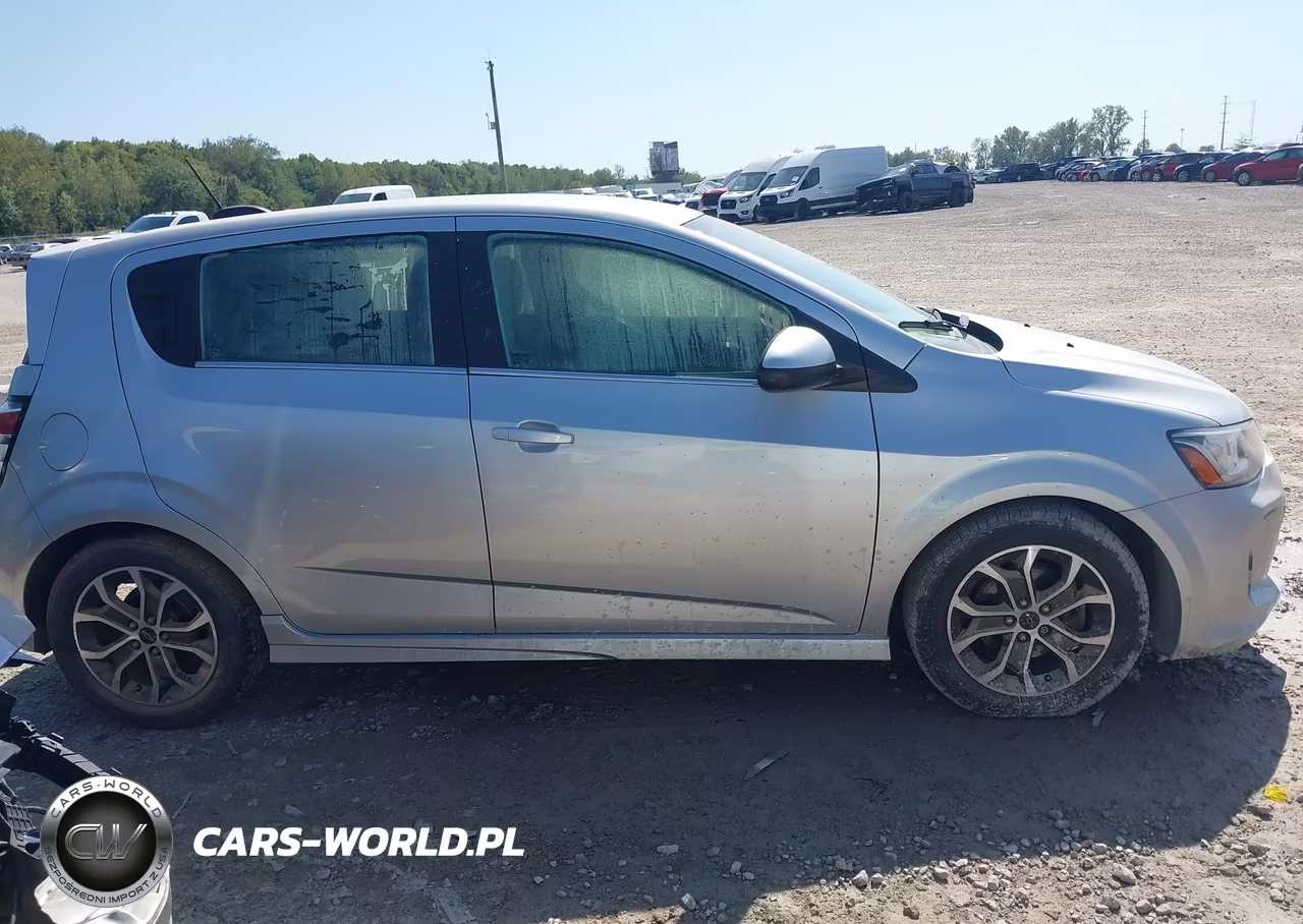 2018 Chevrolet Sonic Lt Auto VIN:1G1JD6SG0J4101208 - 13