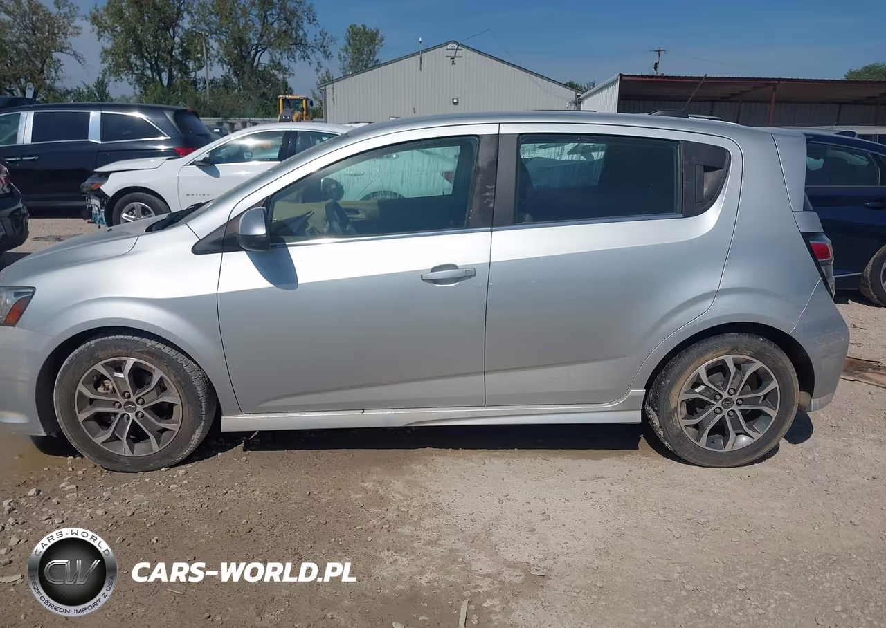2018 Chevrolet Sonic Lt Auto VIN:1G1JD6SG0J4101208 - 14