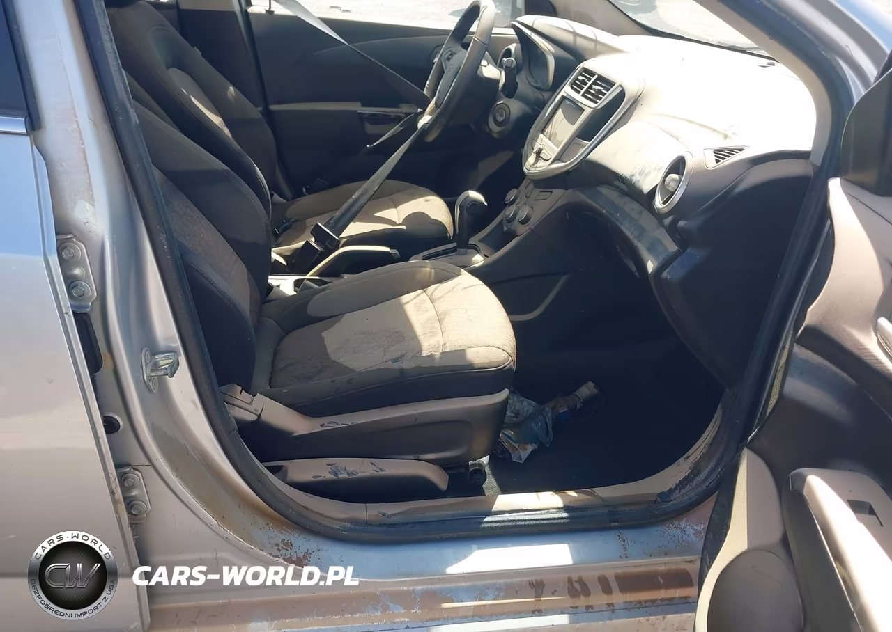 2018 Chevrolet Sonic Lt Auto VIN:1G1JD6SG0J4101208 - 5
