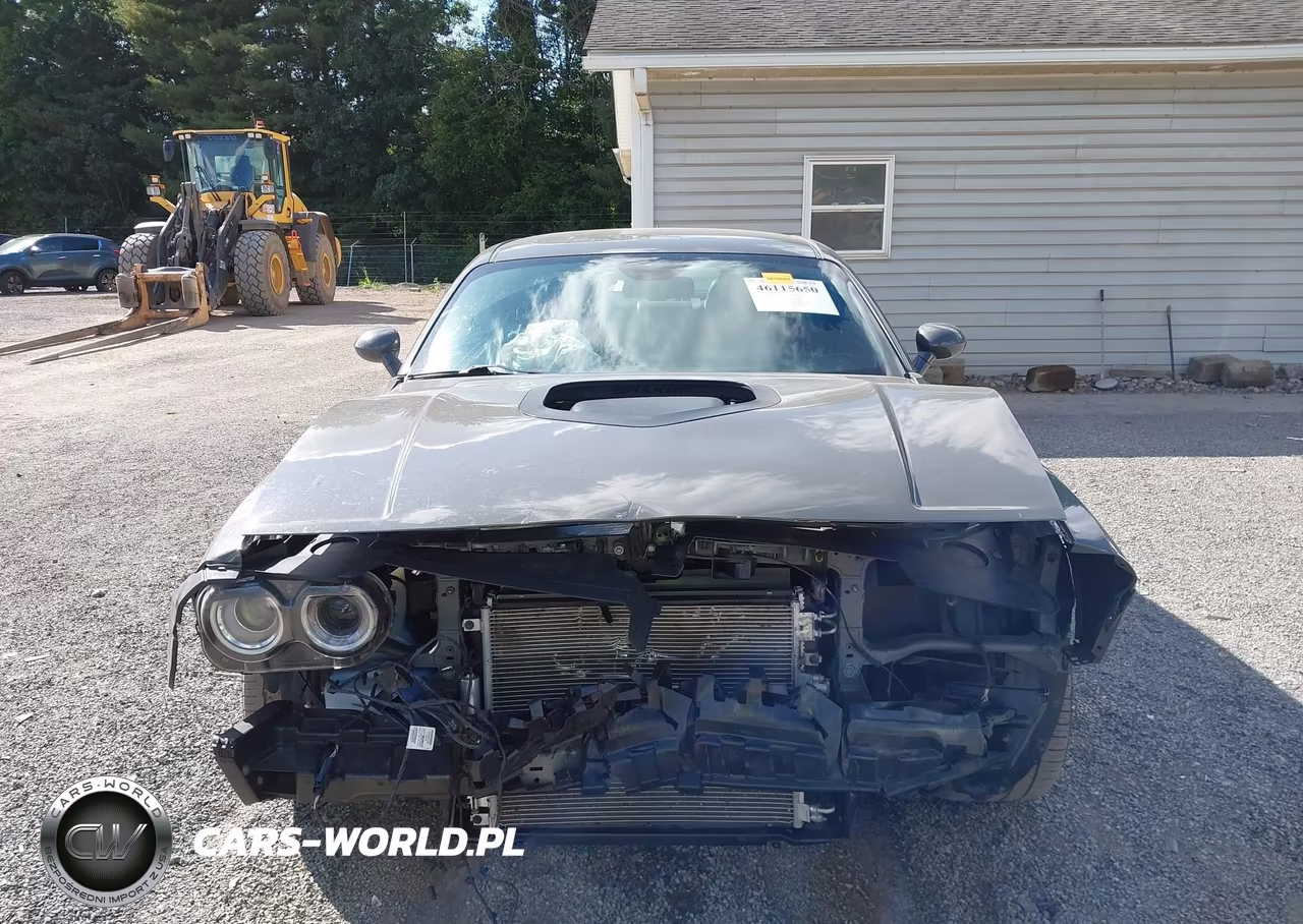 2017 Dodge Challenger 392 Hemi Scat Pack Shaker VIN:2C3CDZFJ8HH649014 - 13