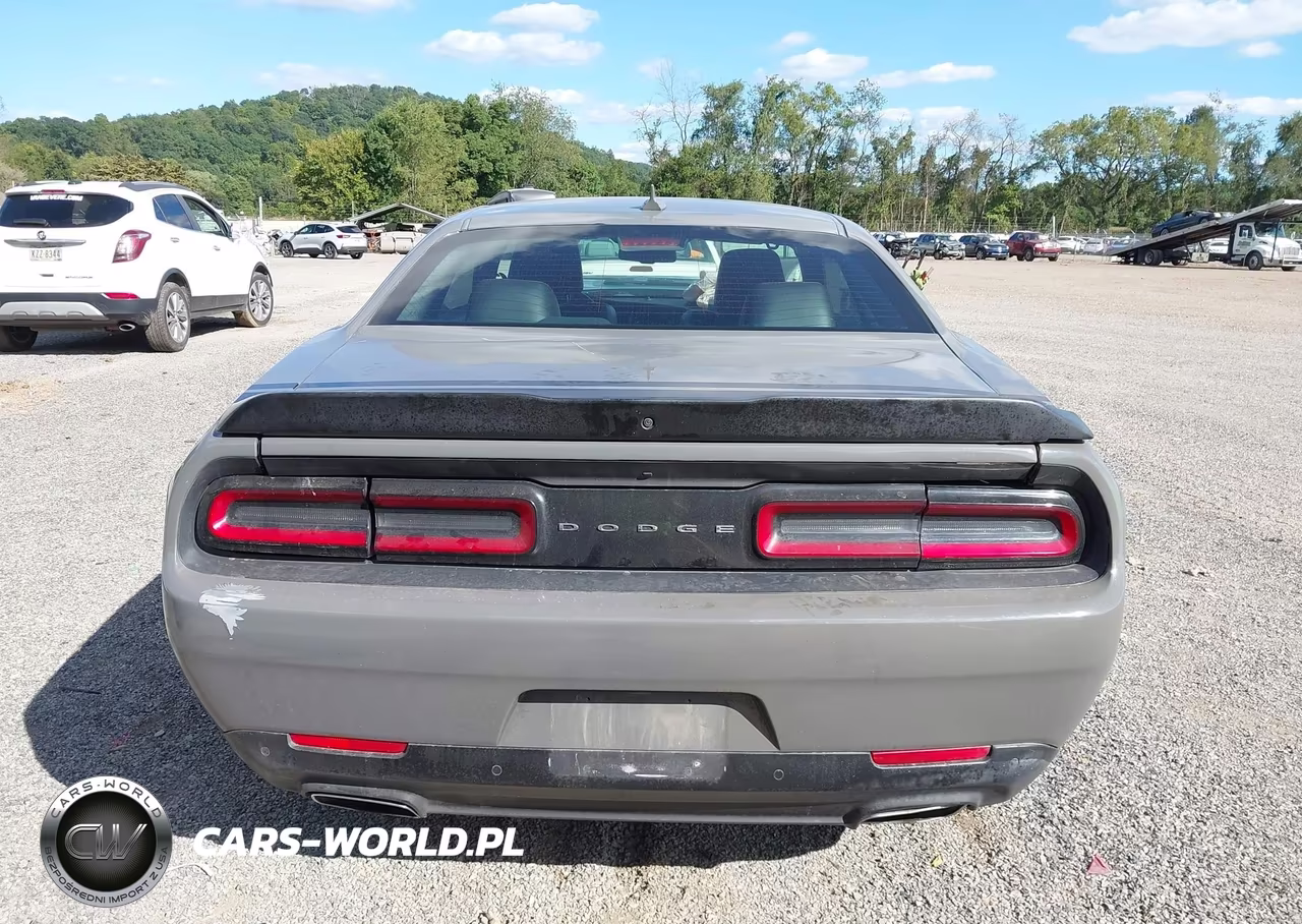 2017 Dodge Challenger 392 Hemi Scat Pack Shaker VIN:2C3CDZFJ8HH649014 - 17