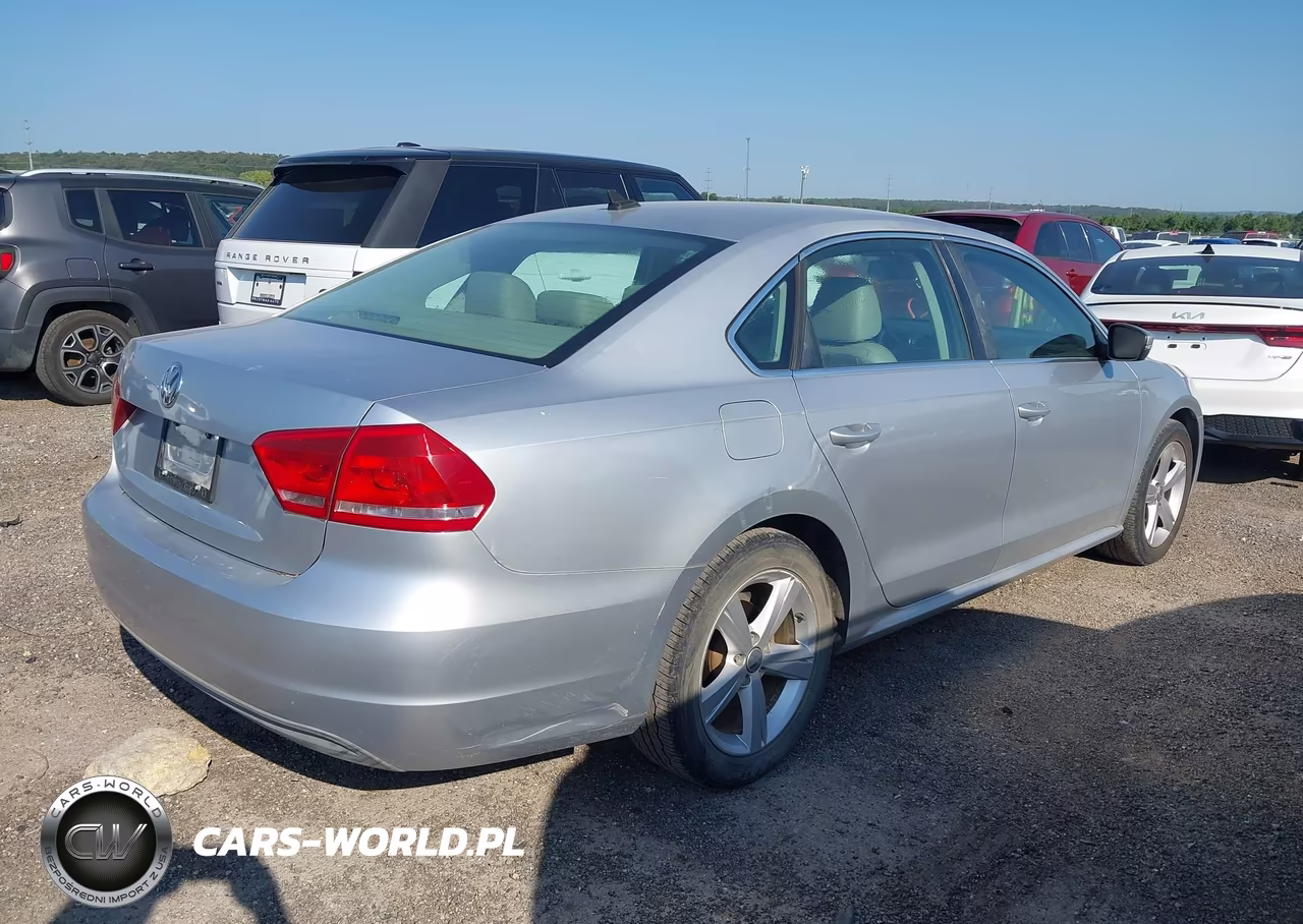 2013 Volkswagen Passat 2.5L Se VIN:1VWBP7A3XDC057152 - 4