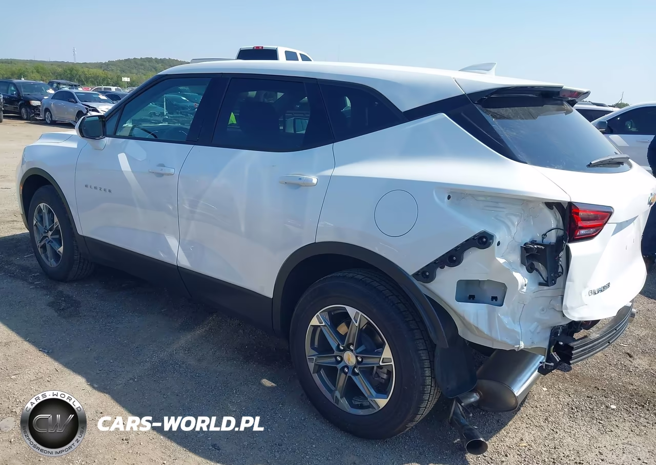 2026 Chevrolet Blazer Lt VIN:3GNKBCR45TS177027 - 3