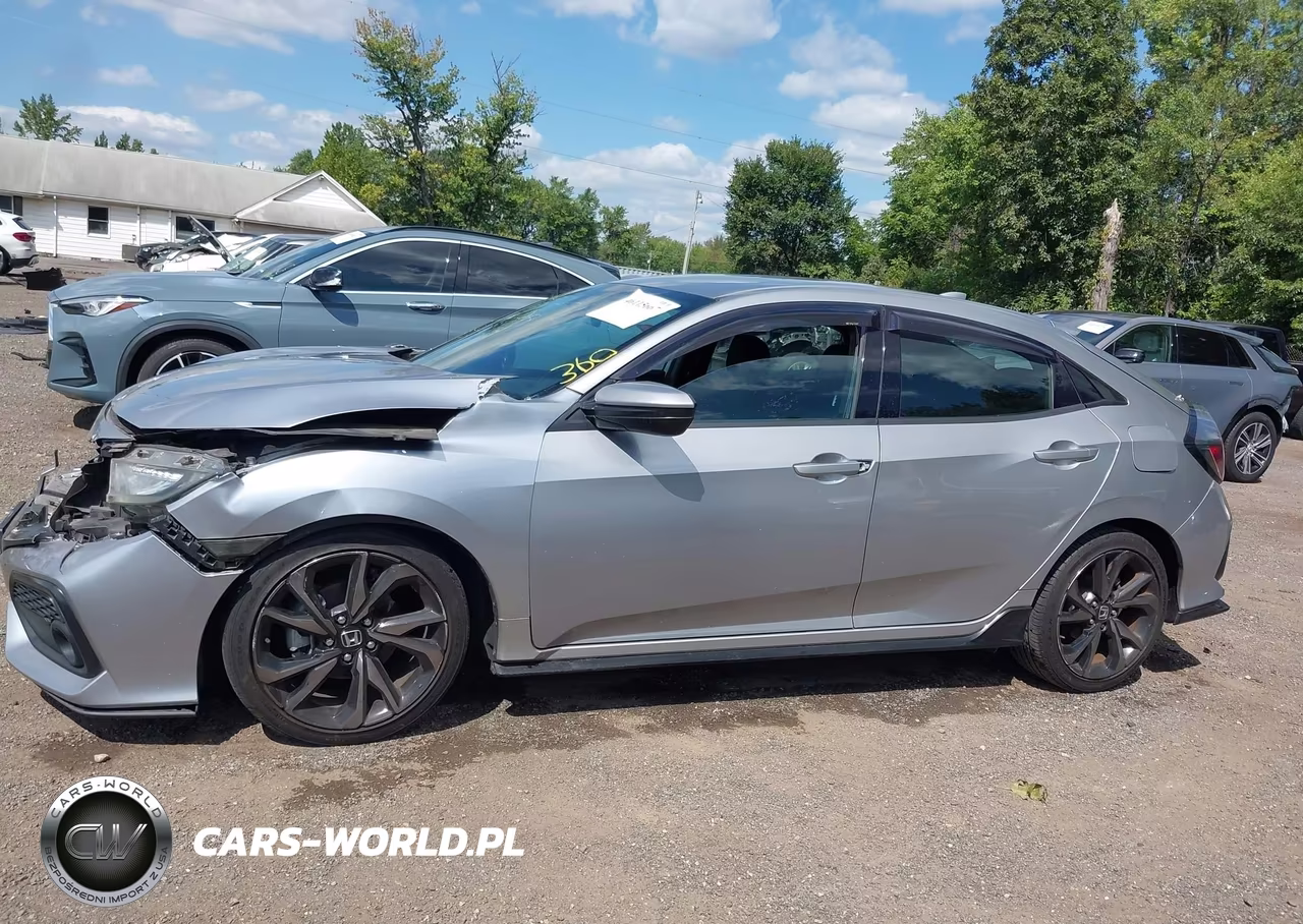 2018 Honda Civic Sport VIN:SHHFK7H41JU207065 - 14