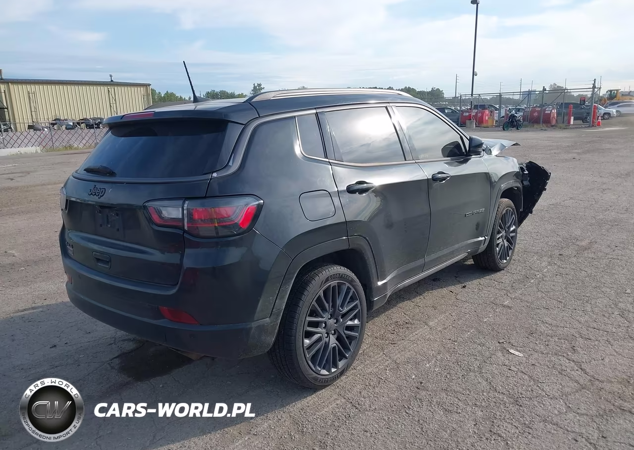 2022 Jeep Compass High Altitude 4X4 VIN:3C4NJDCB6NT140801 - 4