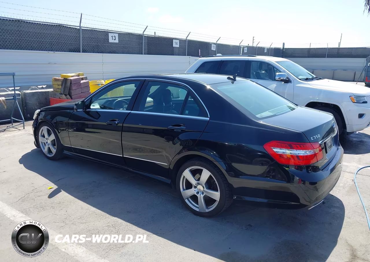 2011 Mercedes-Benz E 350 VIN:WDDHF5GB4BA305512 - 3