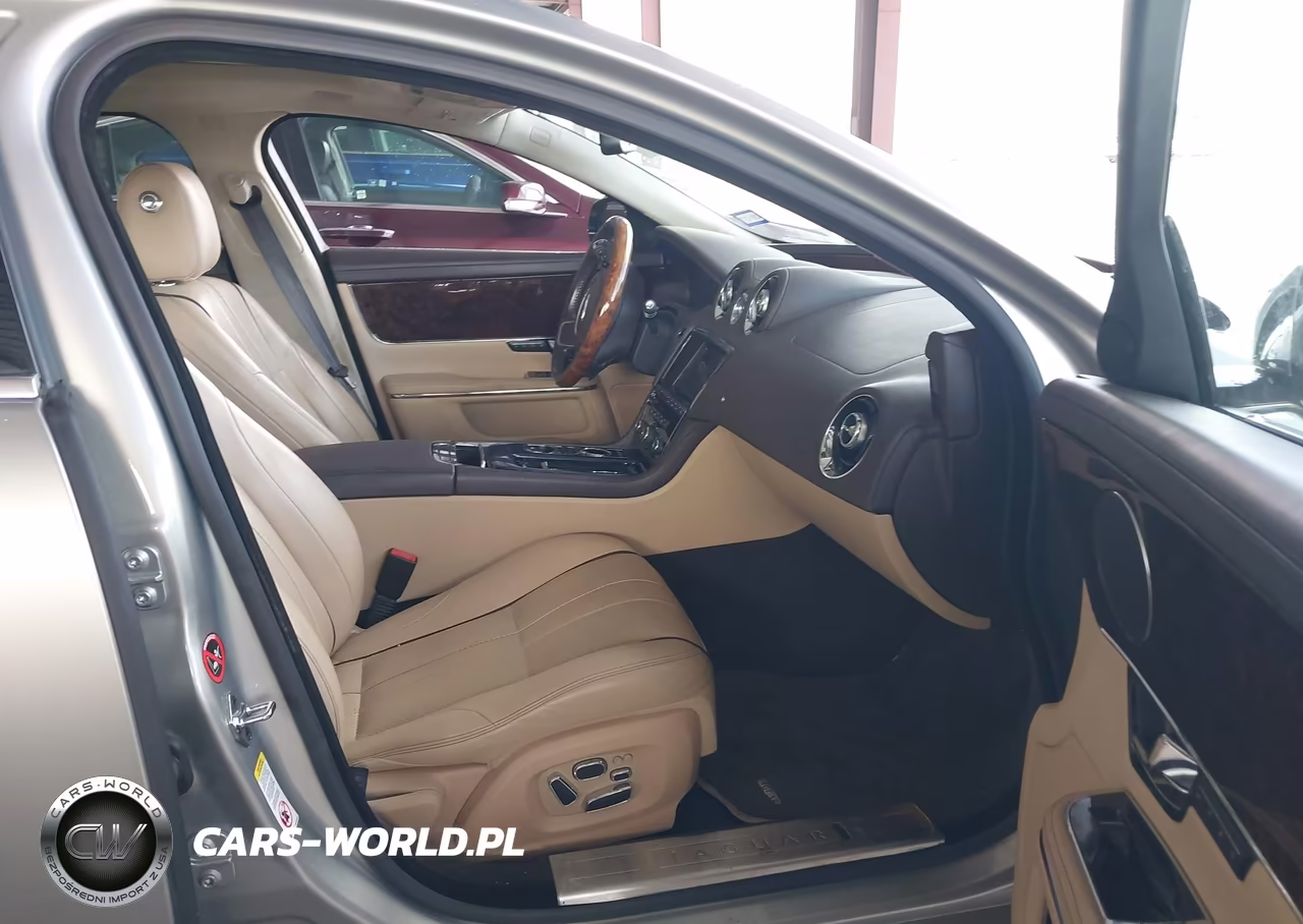 2012 Jaguar Xj Xjl Portfolio VIN:SAJWA2GB3CLV36858 - 5