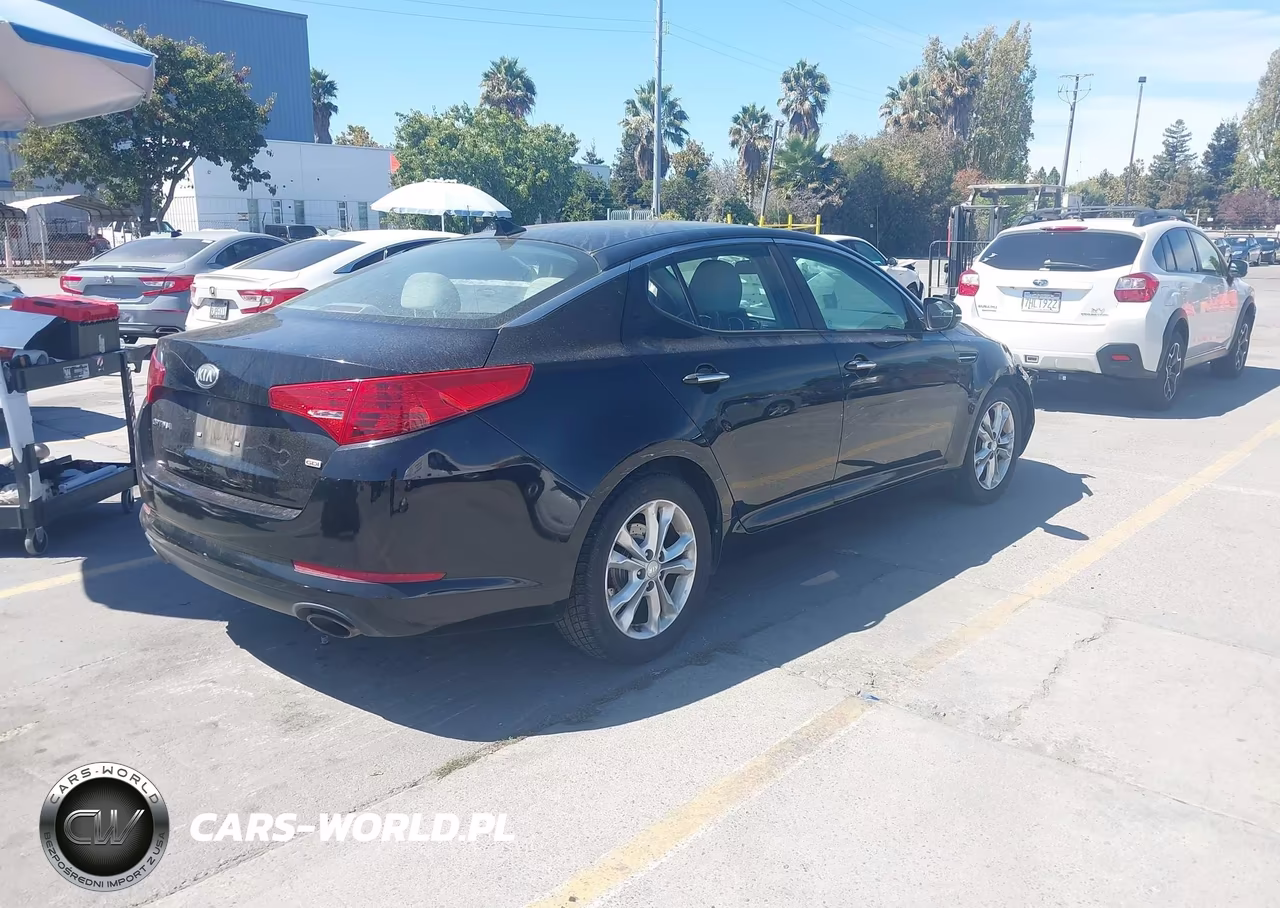 2013 Kia Optima Lx VIN:5XXGM4A75DG201919 - 4