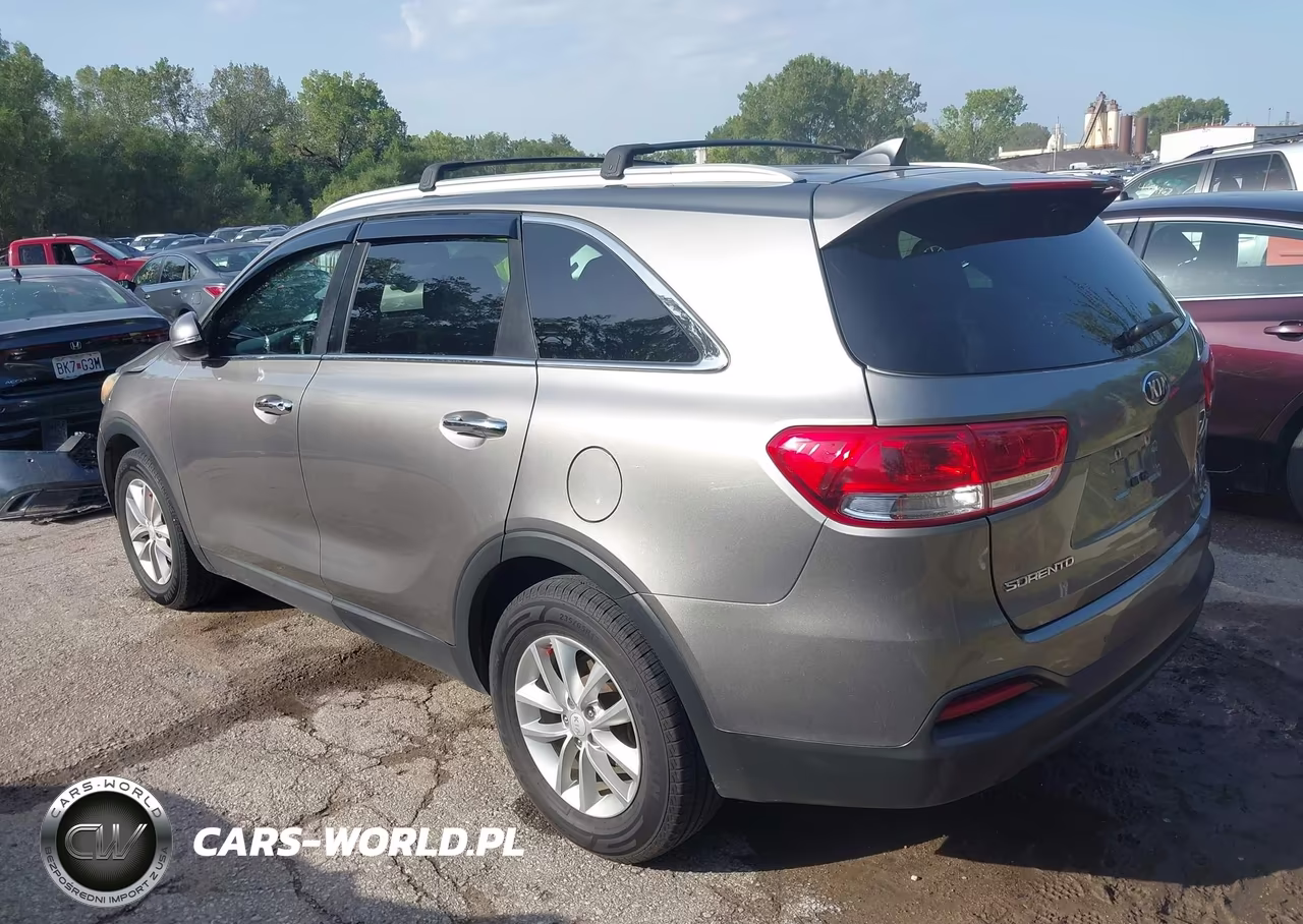 2017 Kia Sorento 2.4L Lx VIN:5XYPG4A33HG269710 - 3