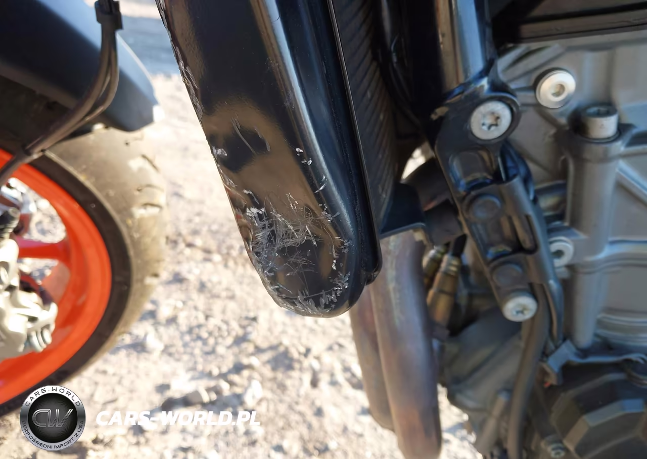 2020 Ktm 790 Duke VIN:VBKTU6400LM777255 - 17