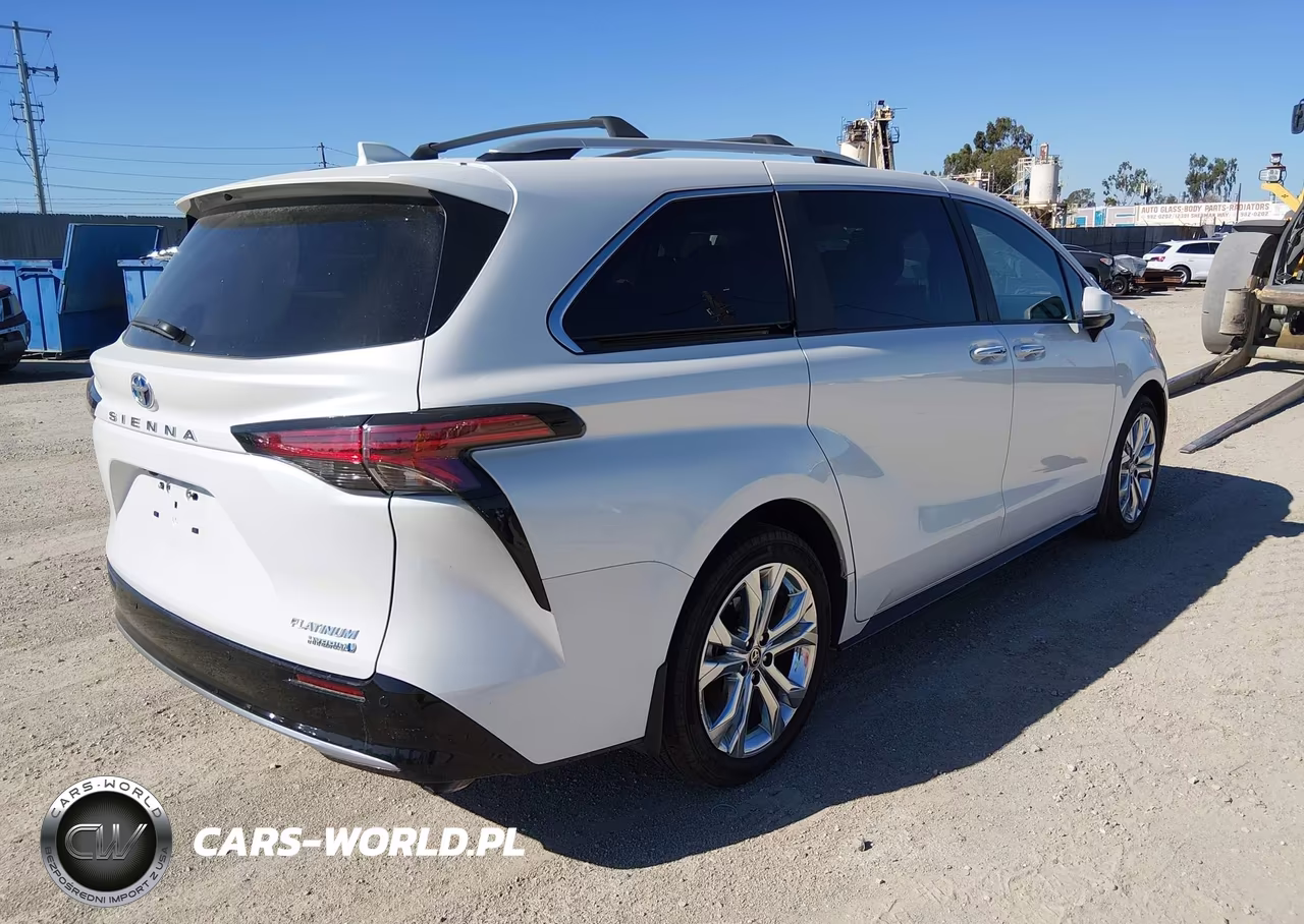 2024 Toyota Sienna Platinum VIN:5TDERKEC4RS183715 - 4
