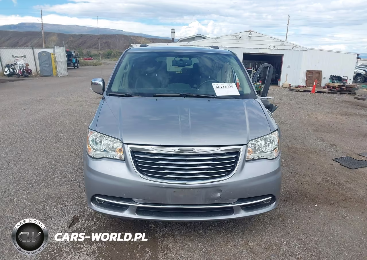 2014 Chrysler Town & Country Touring-L VIN:2C4RC1CG4ER147755 - 13