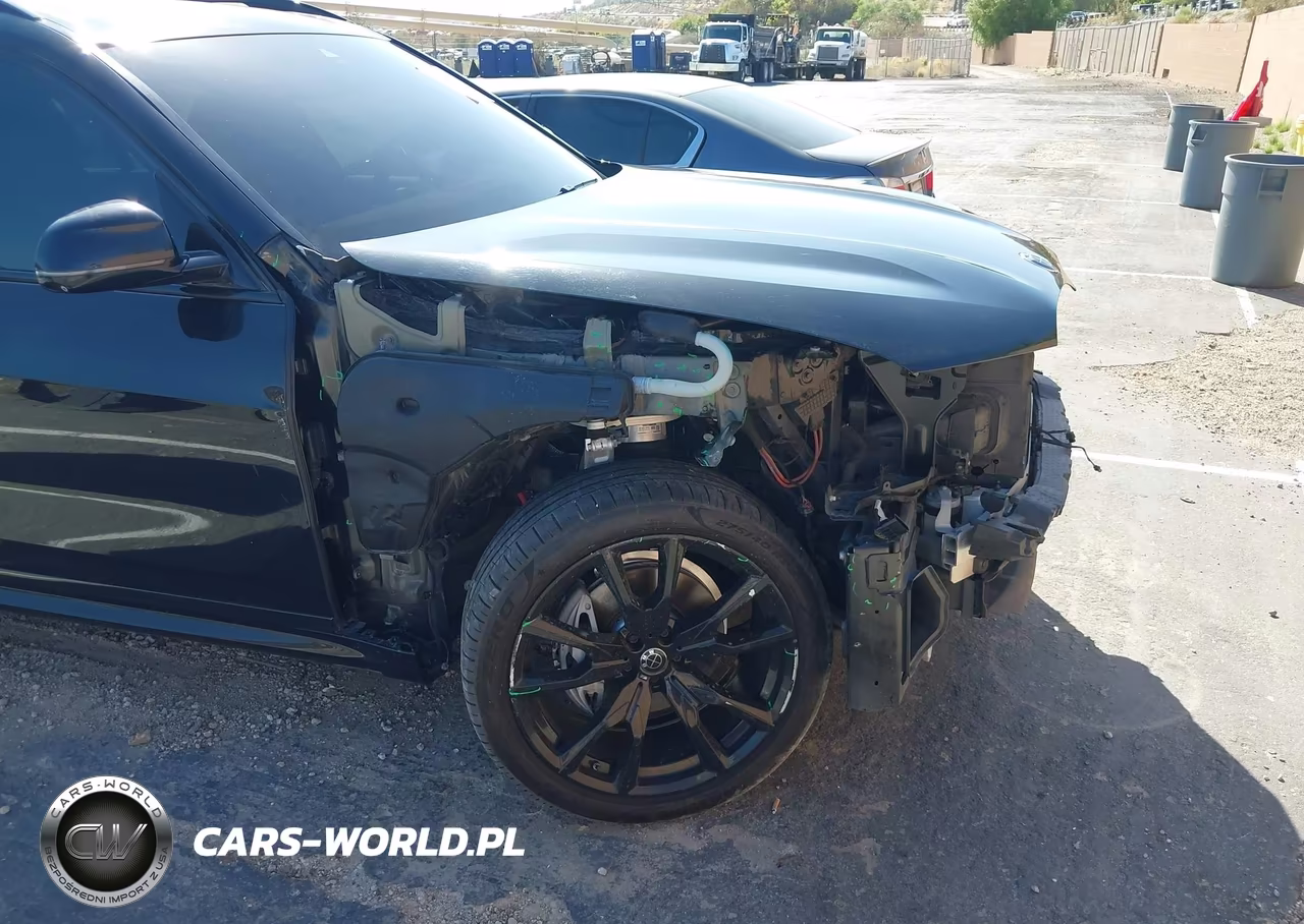 2020 BMW X7 xDrive40I VIN:5UXCW2C03L9C21550 - 6