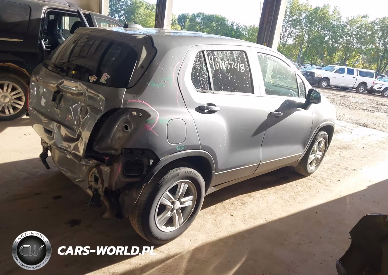 2020 Chevrolet Trax Fwd Ls VIN:3GNCJKSB6LL207995 - 4