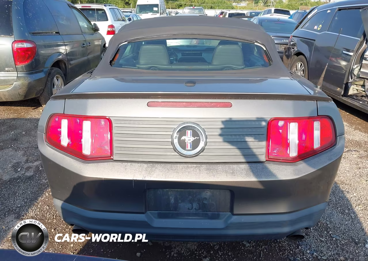 2011 Ford Mustang V6 Premium VIN:1ZVBP8EM5B5136187 - 16