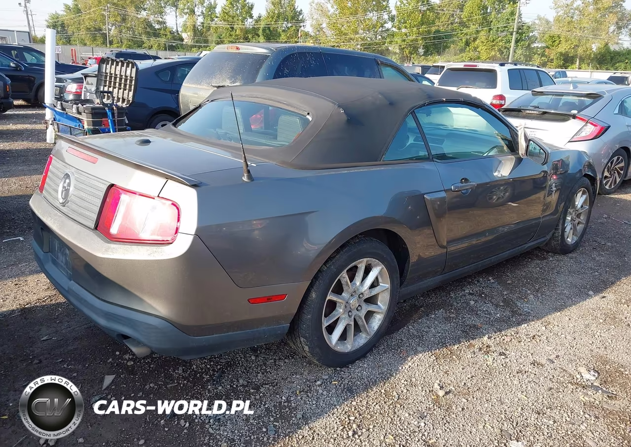 2011 Ford Mustang V6 Premium VIN:1ZVBP8EM5B5136187 - 4