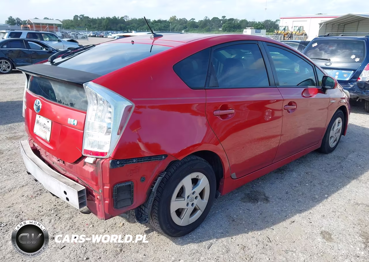 2010 Toyota Prius Iii VIN:JTDKN3DU3A0165048 - 4