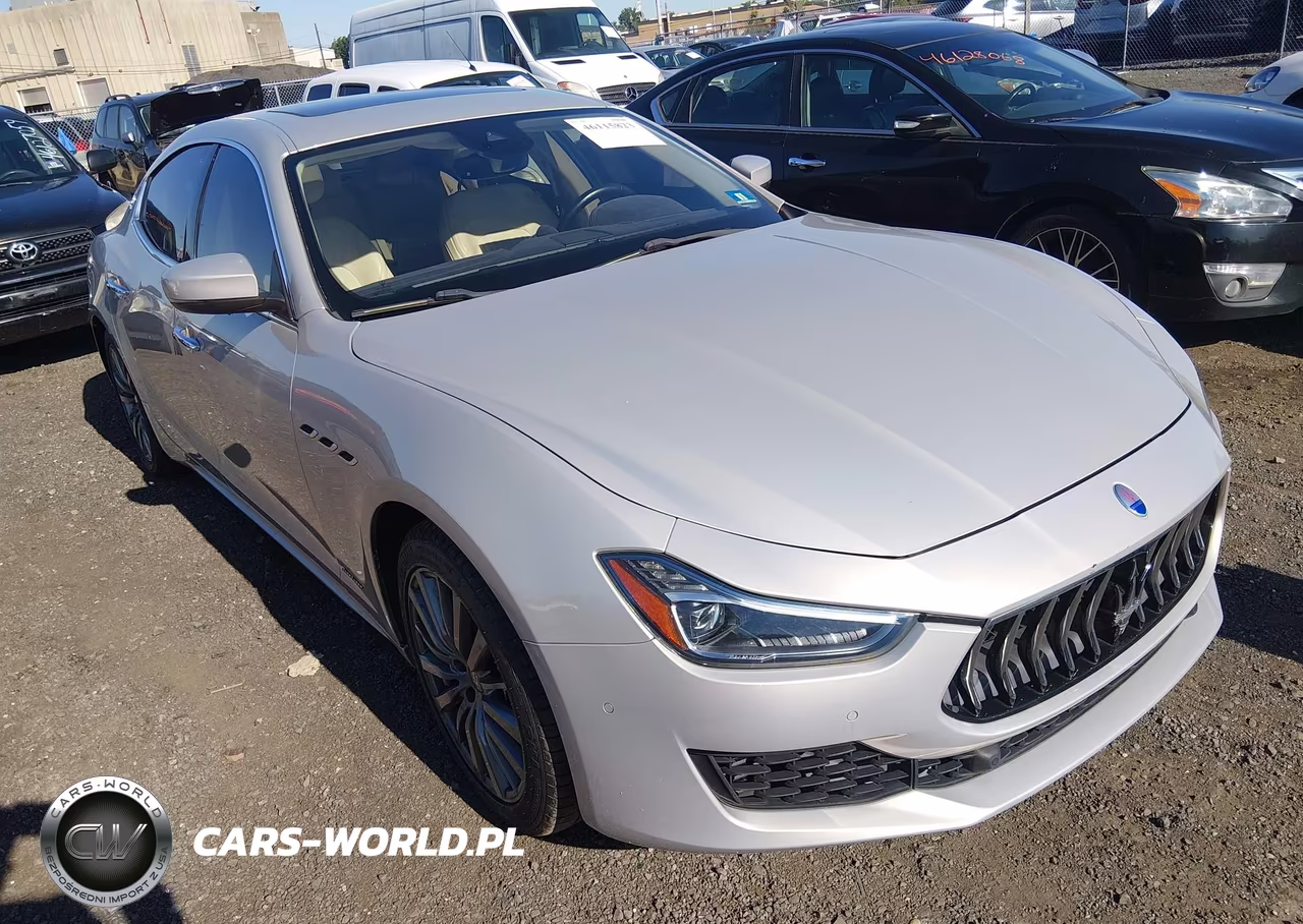 2018 Maserati Ghibli Granlusso VIN:ZAM57XSL1J1287325 - 1