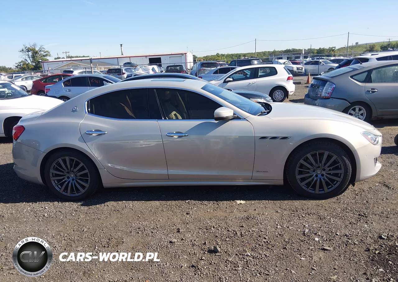 2018 Maserati Ghibli Granlusso VIN:ZAM57XSL1J1287325 - 13