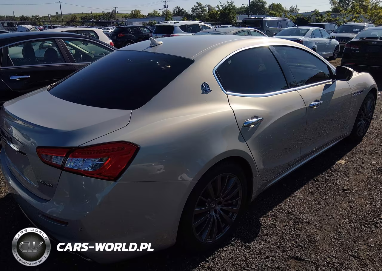 2018 Maserati Ghibli Granlusso VIN:ZAM57XSL1J1287325 - 4
