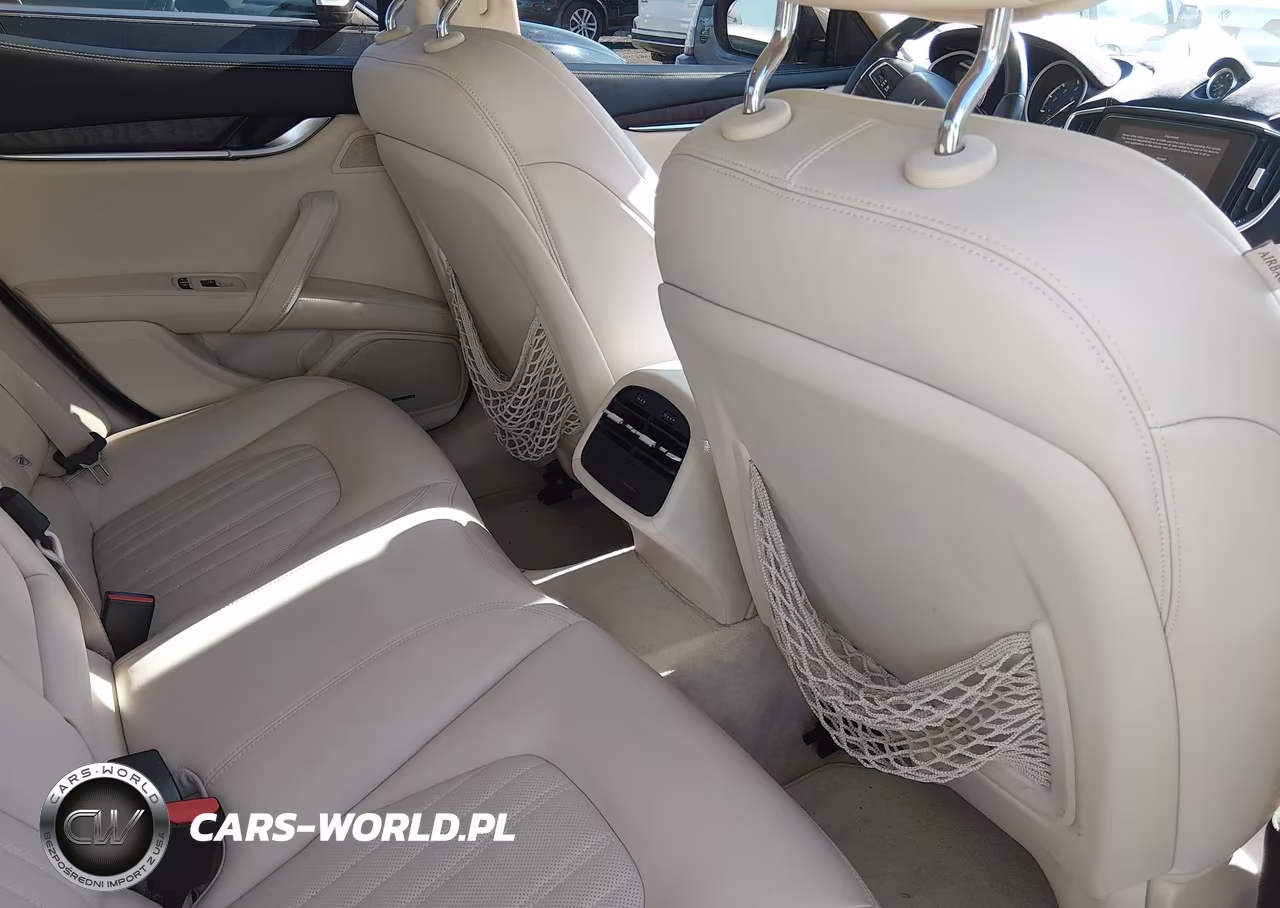 2018 Maserati Ghibli Granlusso VIN:ZAM57XSL1J1287325 - 8