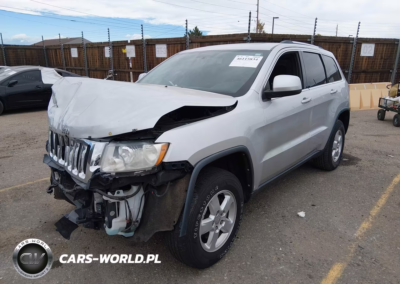 2013 Jeep Grand Cherokee Laredo VIN:1C4RJFAG1DC660636 - 2